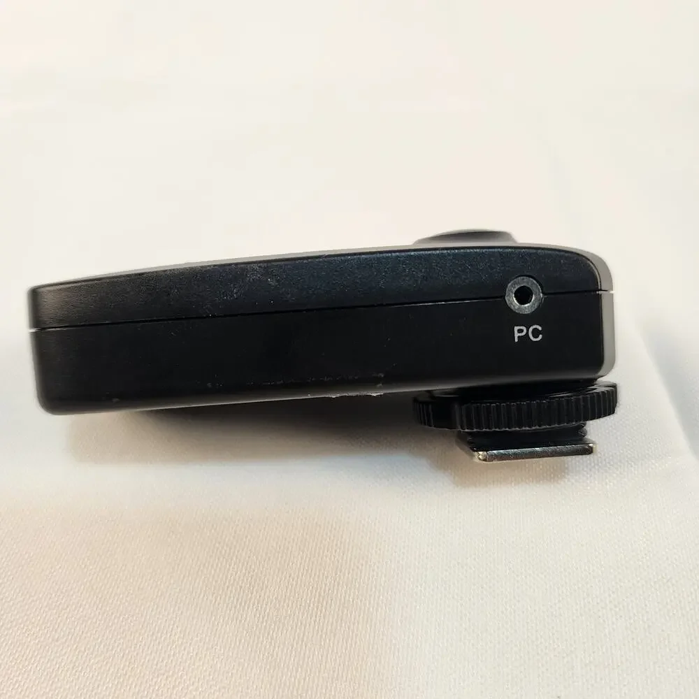 Neewer VC-1BTX 2.4GHz Wireless Flash Trigger Transmitter FSK for Photography